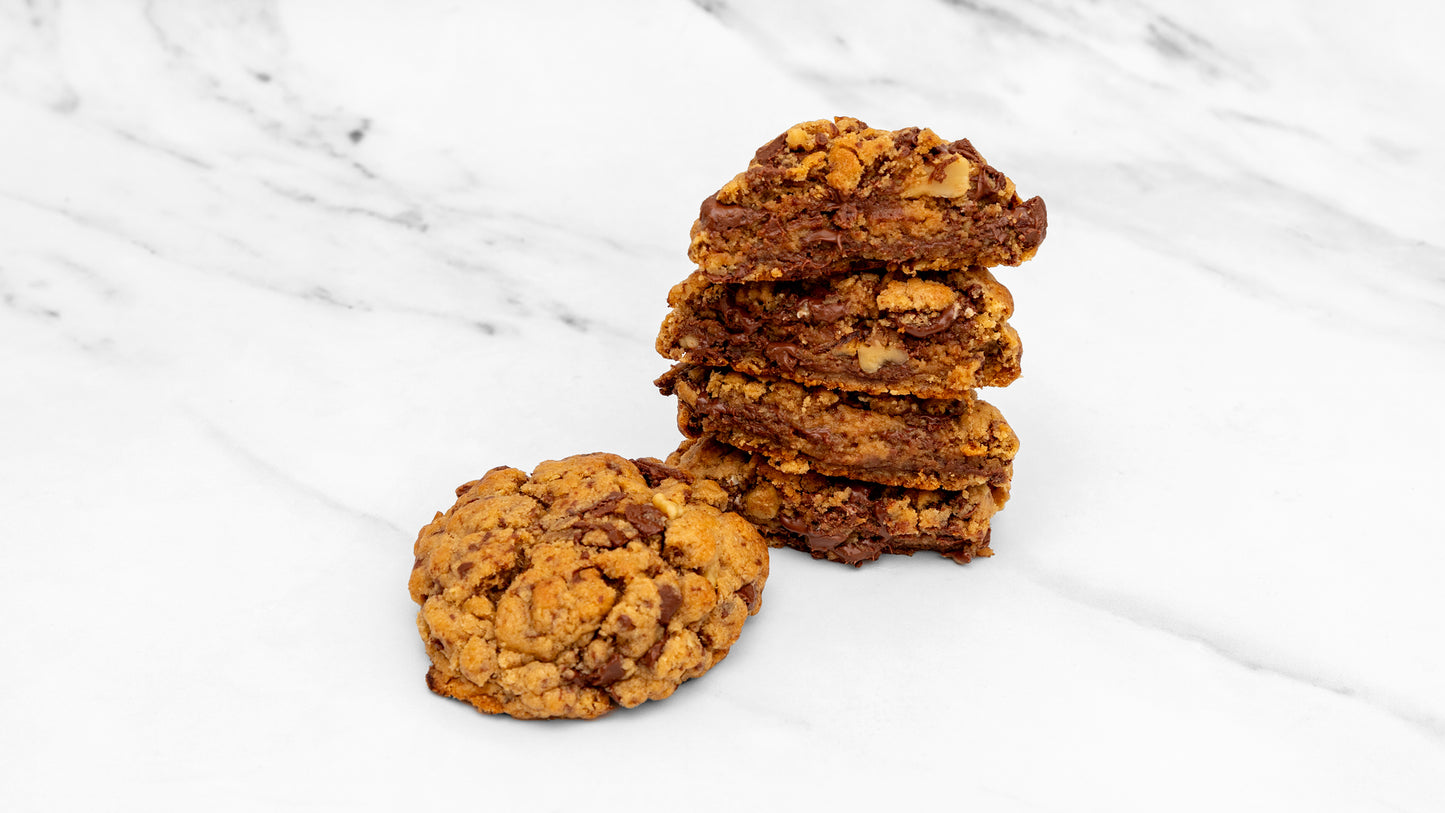 Walnut chocolate chip cookie